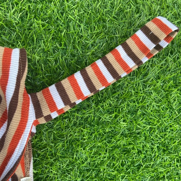 Top - Picture 6 of 6